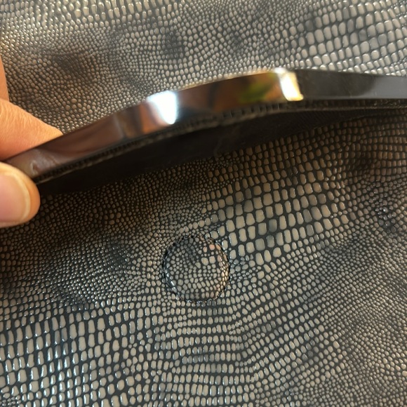 BCBG Generations “Snakeskin” Envelope Clutch #NYEVE - Picture 8 of 9